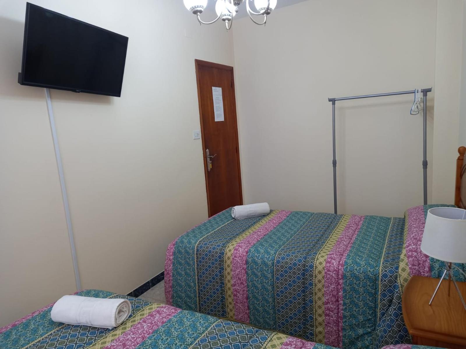 Albergue Agarimo Caldas De Reis Dış mekan fotoğraf